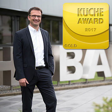 HOBART Herr Kohler und Logo "Kueche Award"